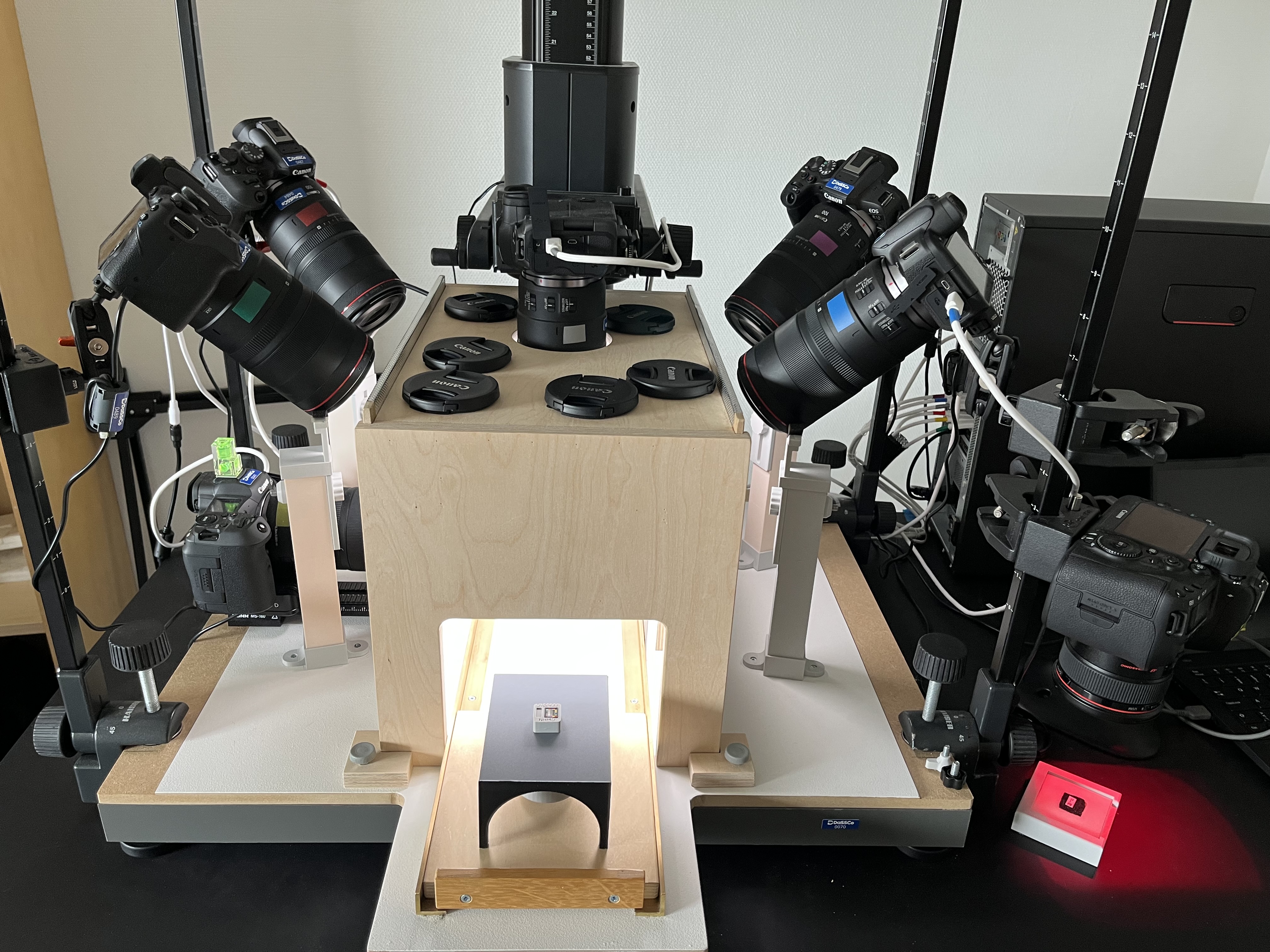 ALICE setup with pinned insect being digitised
